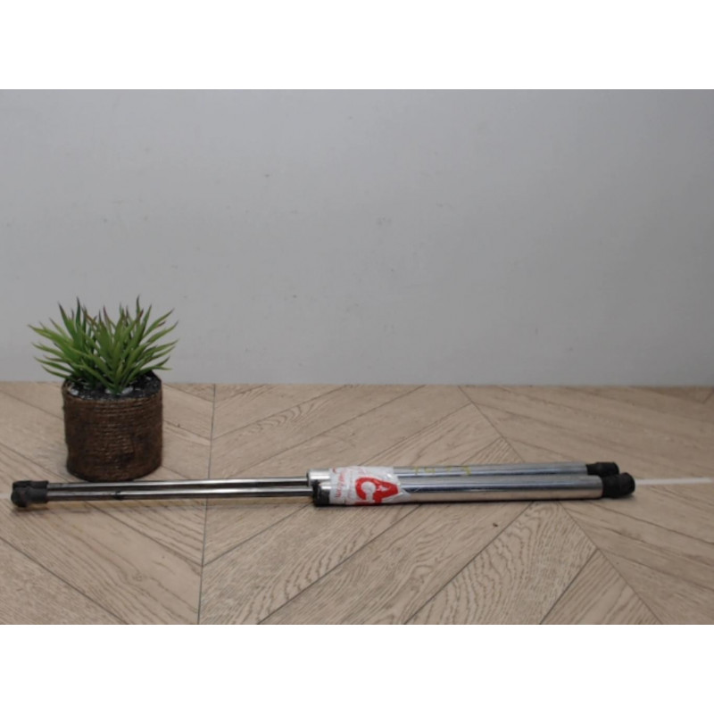 Verin de coffre VOLKSWAGEN GOLF 4 d’occasion