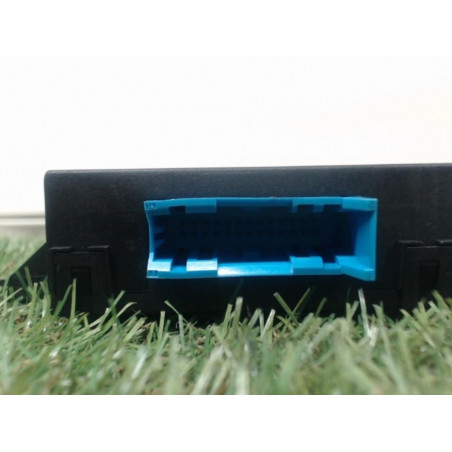 Boitier d'aide au stationnement CADILLAC SEVILLE STS d’occasion