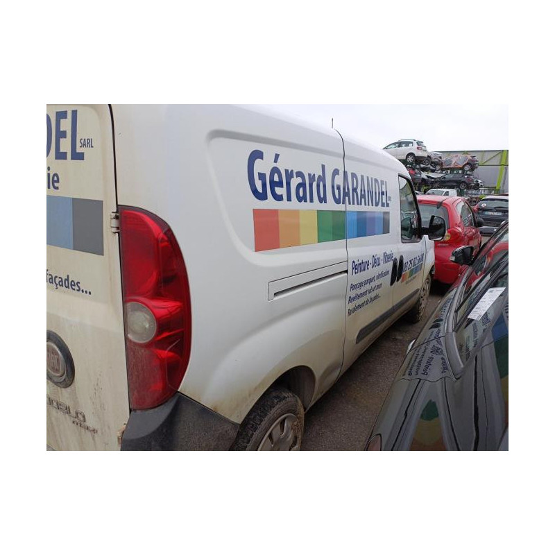 Chariot porte laterale coulissante FIAT DOBLO 2 PHASE 2 d’occasion