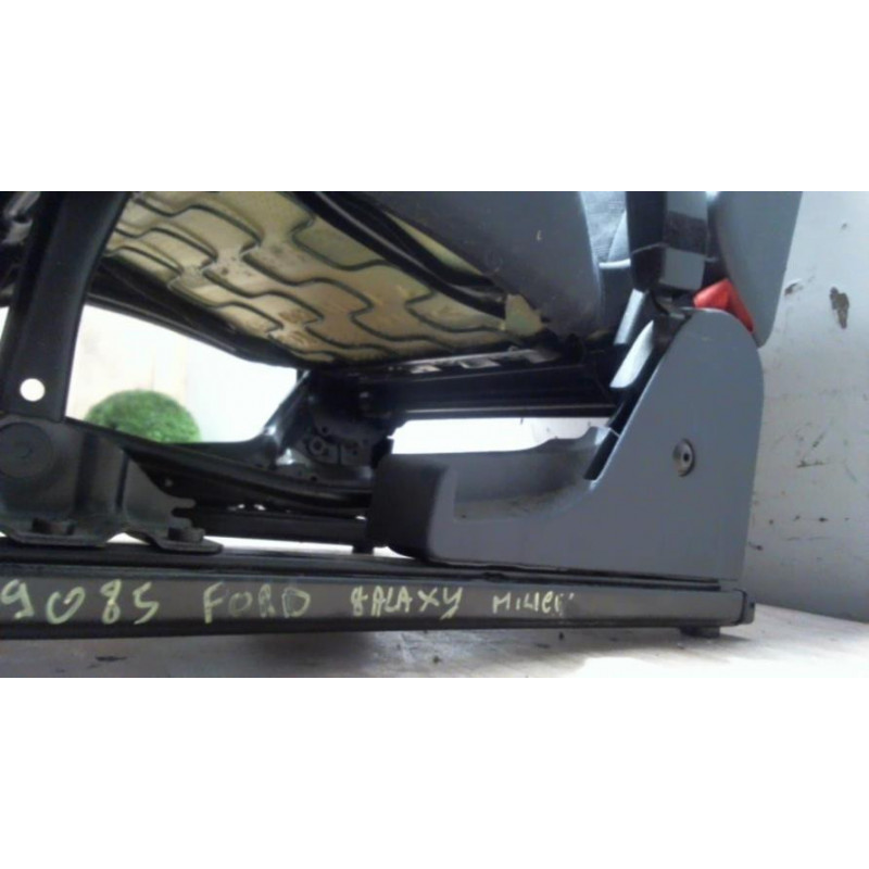 Siege arriere central FORD GALAXY 2 PHASE 1 d’occasion