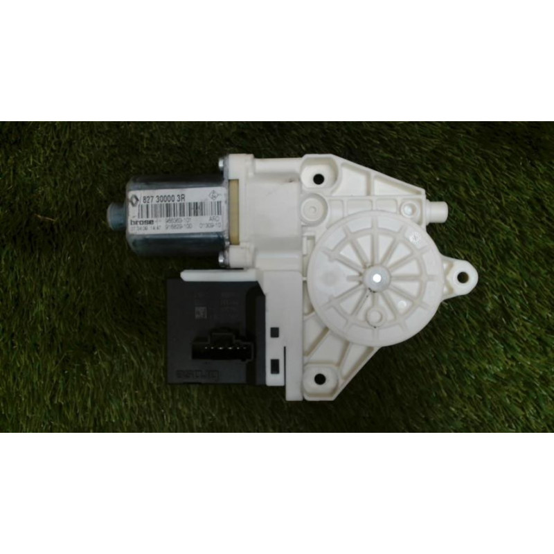 Moteur leve vitre arriere droit RENAULT MEGANE 3 PHASE 1 d’occasion