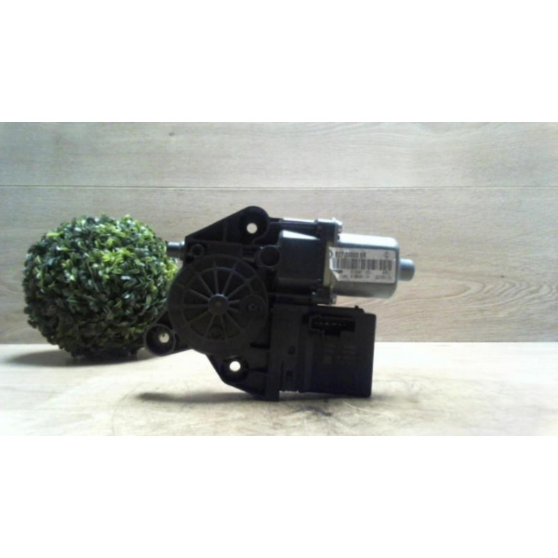 Moteur leve vitre arriere droit RENAULT GRAND SCENIC 3 PHASE 1 d’occasion