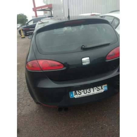 Moulure de pare choc arriere SEAT LEON 2 PHASE 1 d’occasion