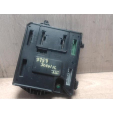 Boitier servitude moteur (BSM) RENAULT GRAND SCENIC 3 PHASE 1 d’occasion