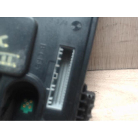Boitier servitude moteur (BSM) RENAULT GRAND SCENIC 3 PHASE 1 d’occasion