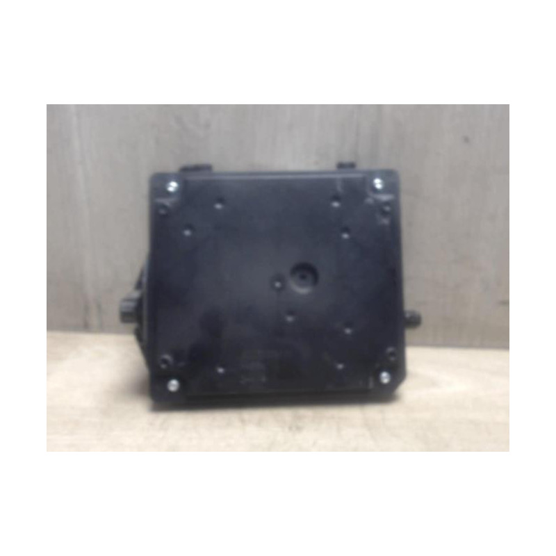 Boitier servitude moteur (BSM) RENAULT GRAND SCENIC 3 PHASE 1 d’occasion