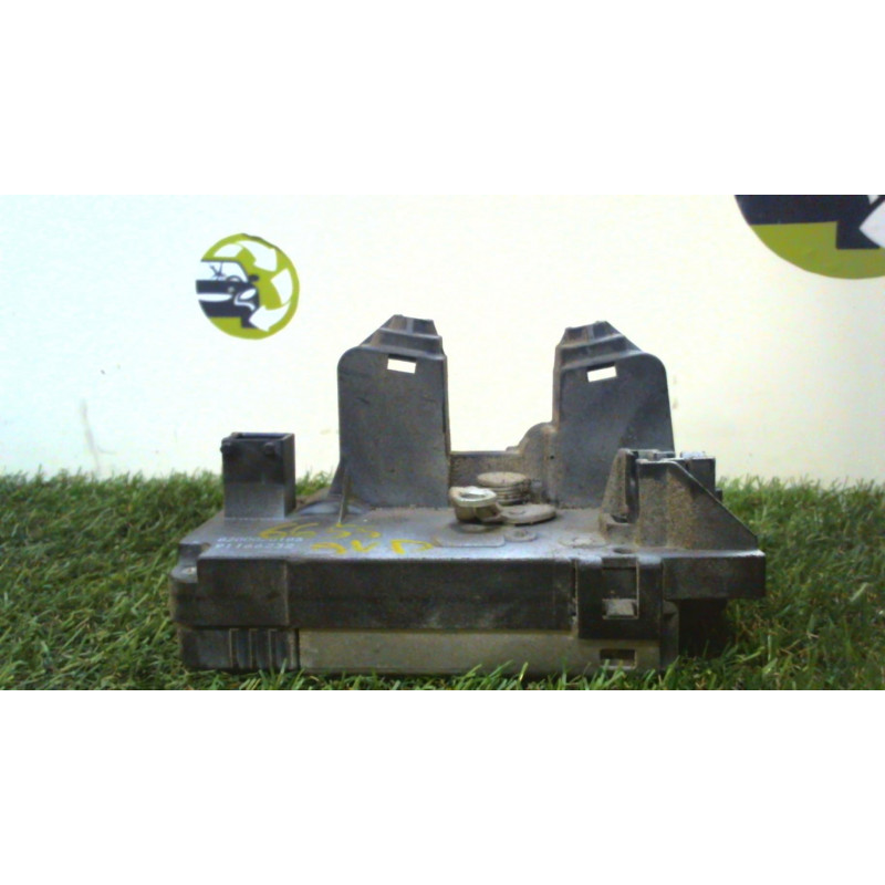 Serrure avant droit RENAULT TRAFIC 2 PHASE 1 d’occasion