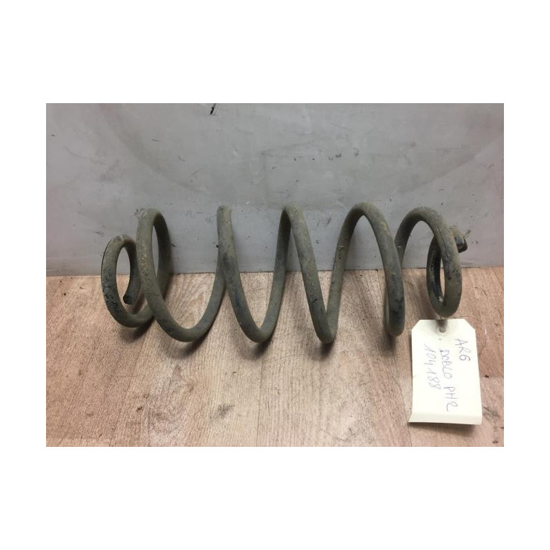 Ressort de suspension arriere gauche FIAT DOBLO 2 PHASE 2 d’occasion