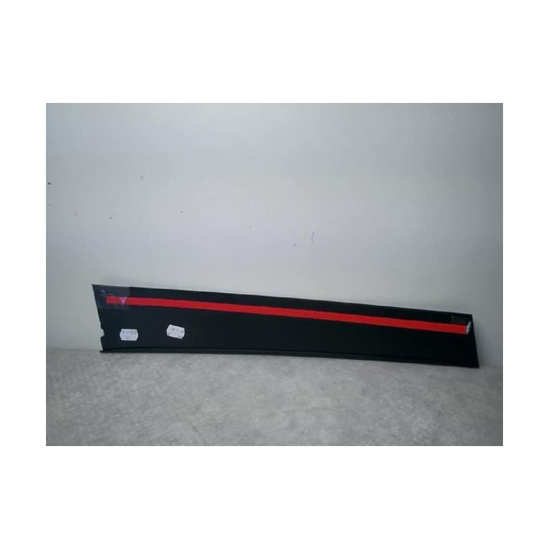 Garniture porte avant droite LAND ROVER RANGE ROVER 1 SPORT PHASE 1 d’occasion