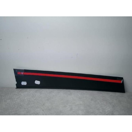 Garniture porte avant droite LAND ROVER RANGE ROVER 1 SPORT PHASE 1 d’occasion