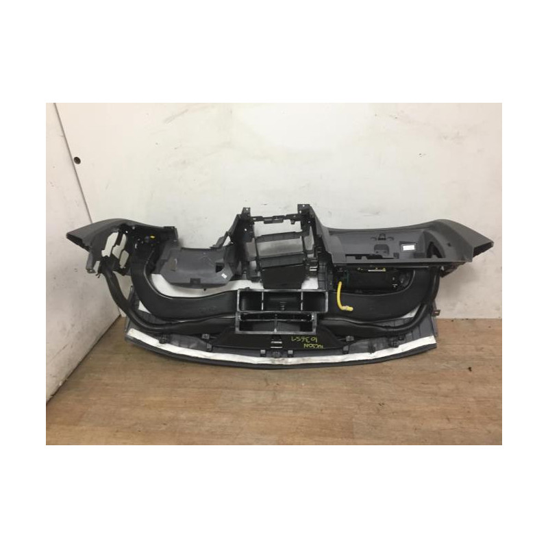 Tableau de bord HYUNDAI TUCSON 1 d’occasion