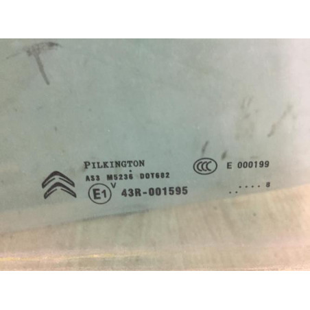 Vitre arriere droit CITROEN C4 2 PHASE 2 d’occasion