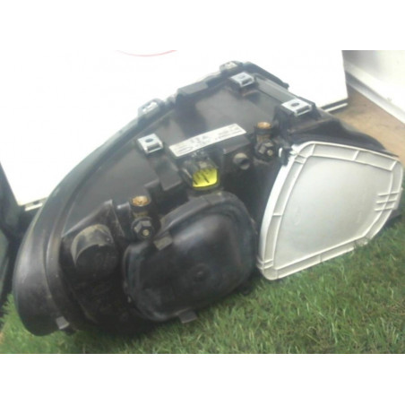 Optique avant principal gauche (feux)(phare) CHRYSLER VOYAGER IV d’occasion