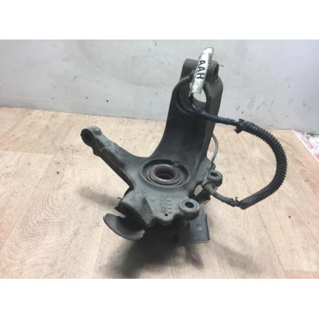 Fusee avant gauche FORD FOCUS 2 PHASE 1 d’occasion
