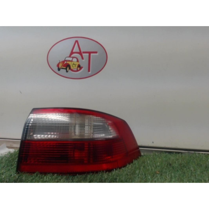 Feu arriere principal droit (feux) RENAULT LAGUNA II PHASE 1 d’occasion