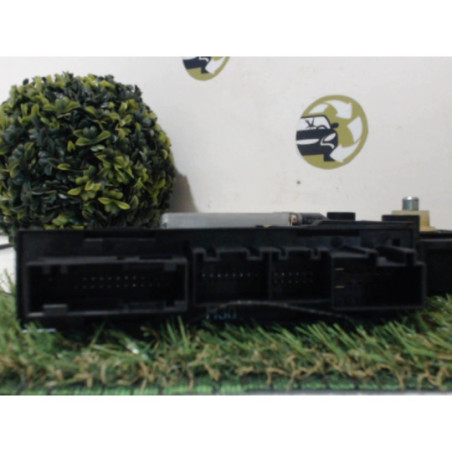 Moteur leve vitre avant droit AUDI A4 2 PHASE 1 d’occasion