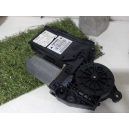 Moteur leve vitre avant droit AUDI A4 2 PHASE 1 d’occasion