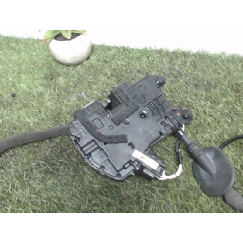 Serrure avant droit RENAULT CLIO 4 PHASE 2 d’occasion