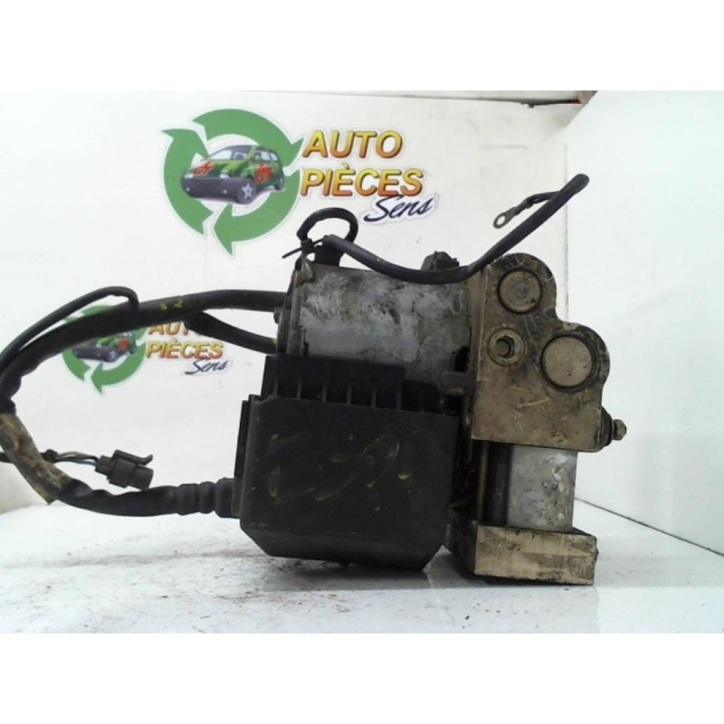 Bloc ABS (freins anti-blocage) RENAULT R25 PHASE 1 d’occasion