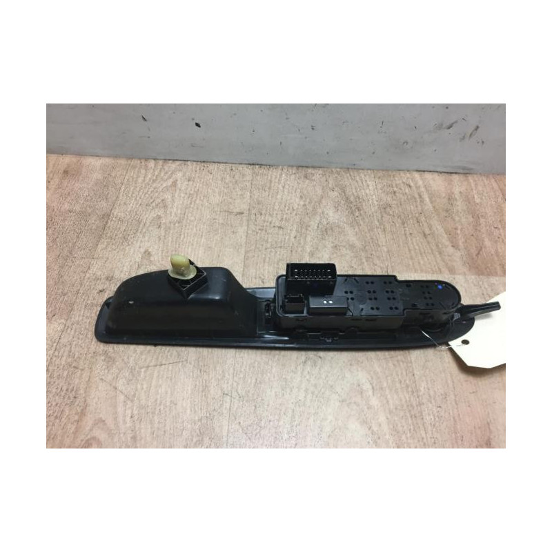 Interrupteur de leve vitre avant gauche CITROEN DS3 PHASE 1 d’occasion