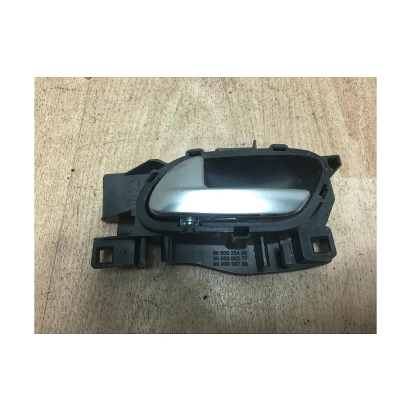 Poignee interieur avant gauche CITROEN C4 2 PHASE 2 d’occasion
