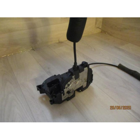 Serrure arriere droit RENAULT MEGANE 3 PHASE 1 d’occasion