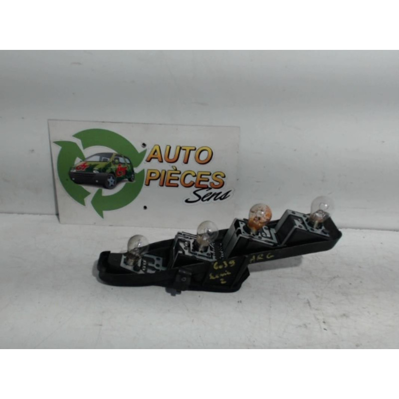 Platine feu arriere gauche RENAULT SCENIC 2 PHASE 1 d’occasion