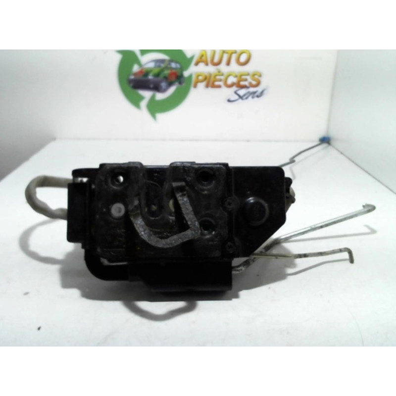 Serrure avant droit HYUNDAI GETZ PHASE 2 d’occasion