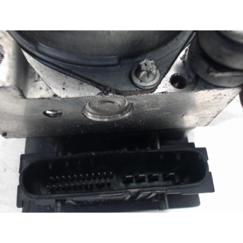 Bloc ABS (freins anti-blocage) RENAULT CLIO 3 PHASE 1 d’occasion