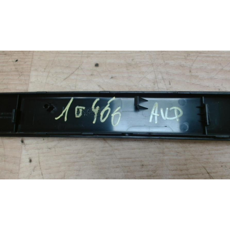 Baguette de porte avant droite SEAT LEON 2 PHASE 1 d’occasion
