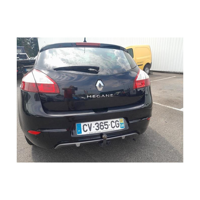 Poignee interieur arriere droit RENAULT MEGANE 3 PHASE 2 d’occasion