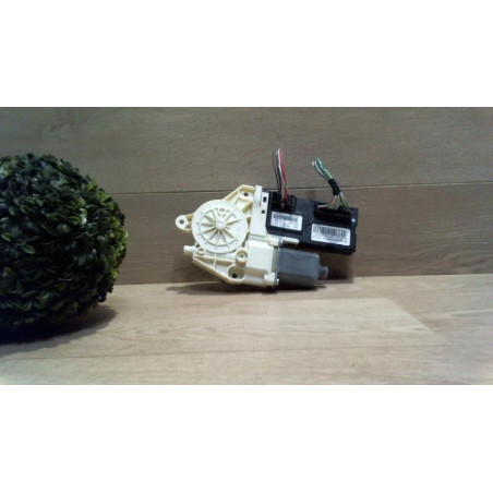 Moteur leve vitre avant droit RENAULT LAGUNA 3 PHASE 3 d’occasion