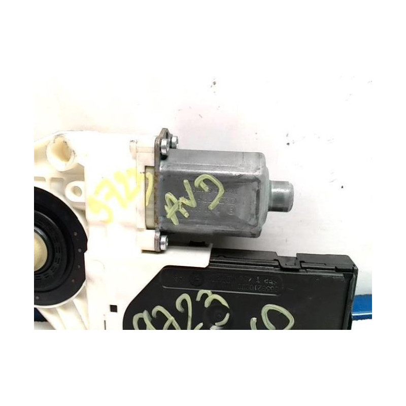 Moteur leve vitre avant droit RENAULT LAGUNA 3 PHASE 1 d’occasion