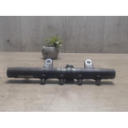 Rampe injection RENAULT GRAND SCENIC 2 PHASE 2 d’occasion