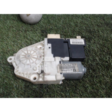 Moteur leve vitre avant droit CITROEN C4 1 PHASE 1 d’occasion