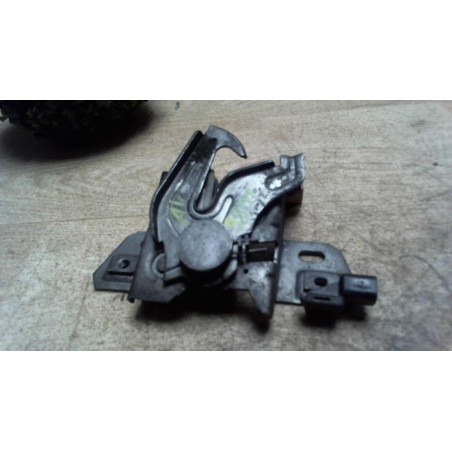 Serrure de capot VOLVO V 50 PHASE 1 BREAK d’occasion