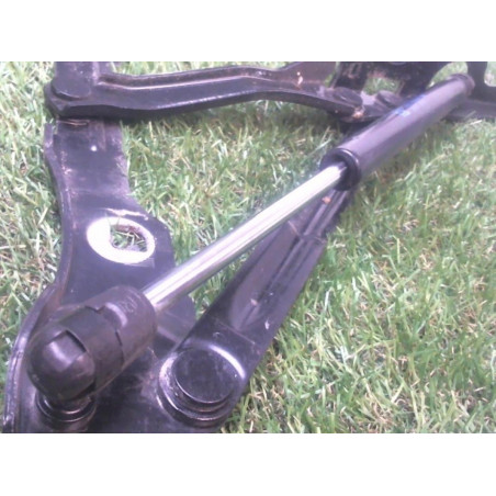 Charniere de porte de coffre droit CADILLAC SEVILLE STS d’occasion