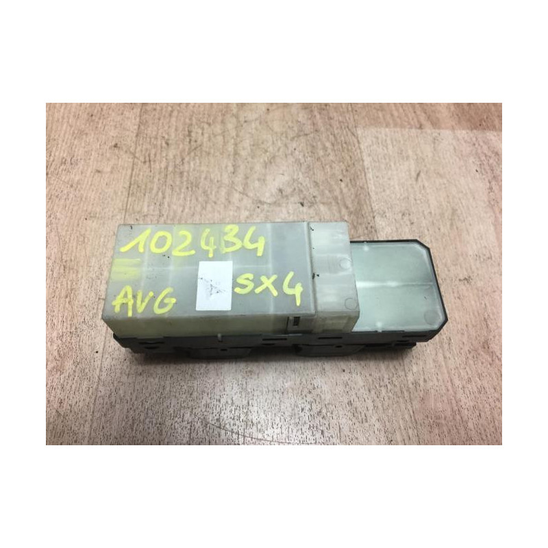 Interrupteur de leve vitre avant gauche SUZUKI SX4 1 d’occasion