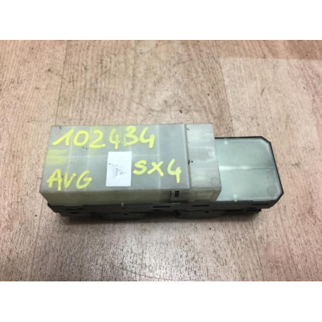 Interrupteur de leve vitre avant gauche SUZUKI SX4 1 d’occasion