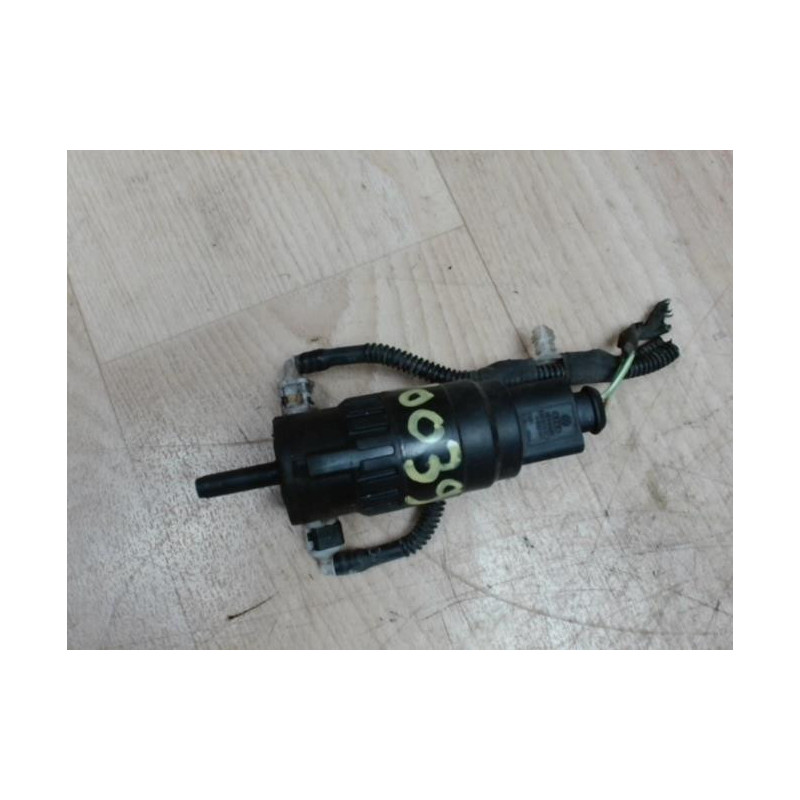 Pompe lave glace avant VOLKSWAGEN TOURAN 1 PHASE 2 d’occasion