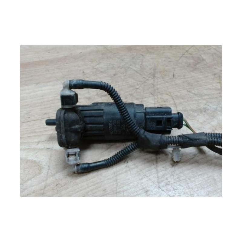 Pompe lave glace avant VOLKSWAGEN TOURAN 1 PHASE 2 d’occasion