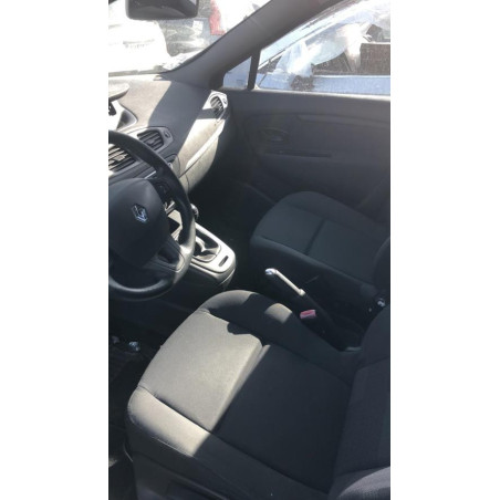 Poignee interieur arriere droit RENAULT GRAND SCENIC 3 PHASE 1 d’occasion