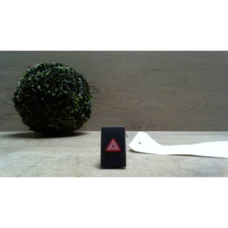 Bouton de warning VOLKSWAGEN GOLF 6 d’occasion