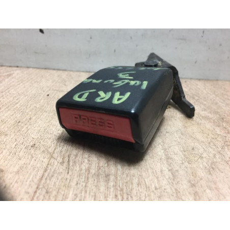 Attache ceinture arriere droit RENAULT LAGUNA 3 PHASE 1 BREAK d’occasion