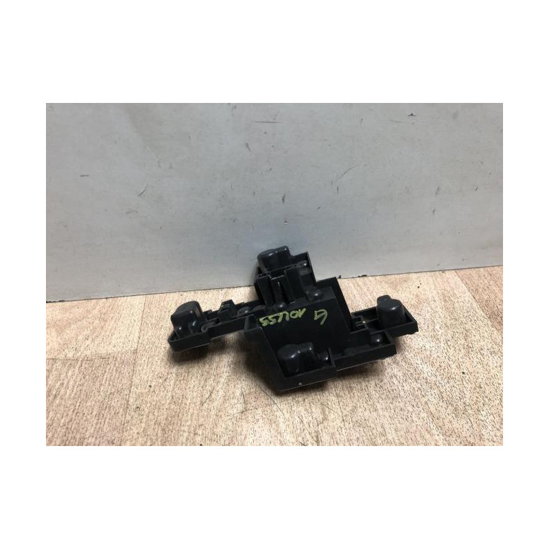 Platine feu arriere gauche RENAULT LAGUNA 3 PHASE 1 BREAK d’occasion