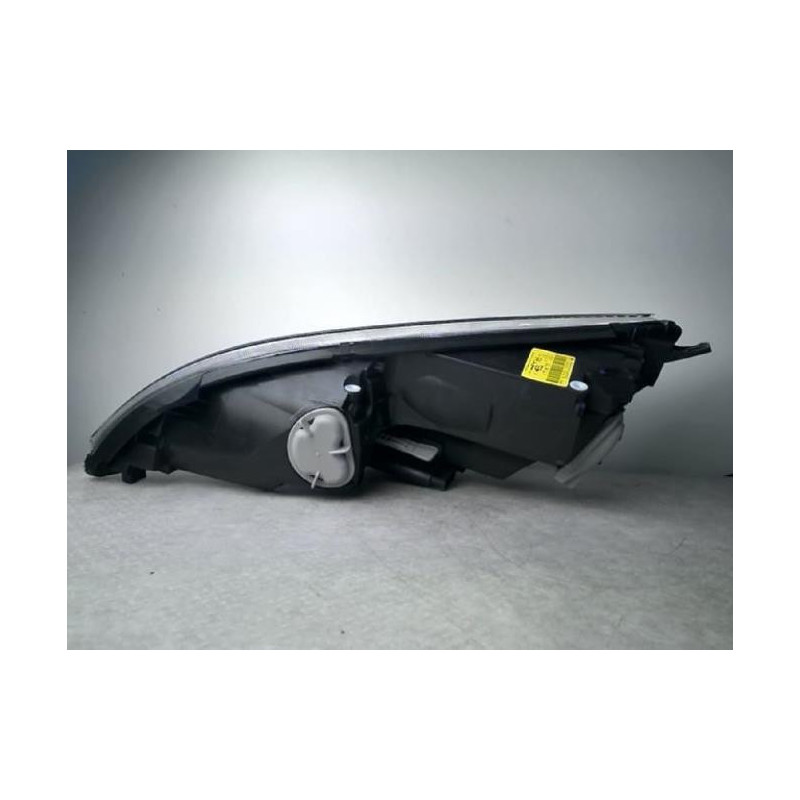 Optique avant principal droit (feux)(phare) MITSUBISHI COLT 6 PHASE 1 d’occasion