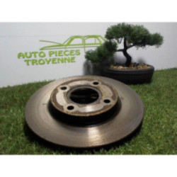Paire de disques avant (freinage) FORD FIESTA 5 PHASE 1 d’occasion