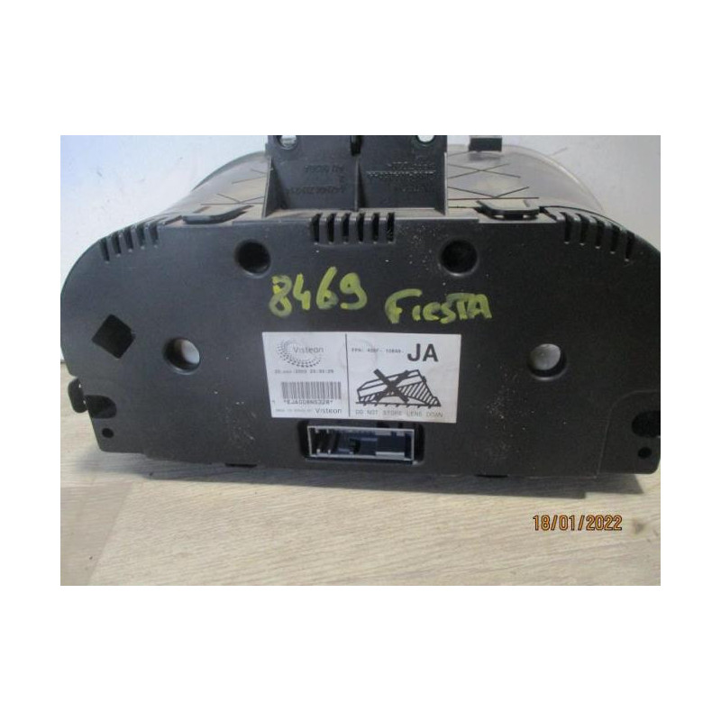 Compteur FORD FIESTA 5 PHASE 1 d’occasion
