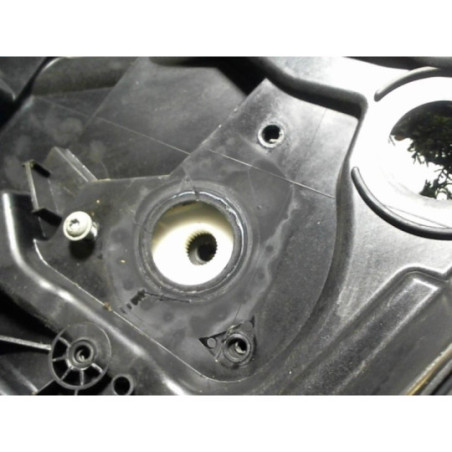 Leve vitre electrique avant droit FORD FIESTA 5 PHASE 1 d’occasion