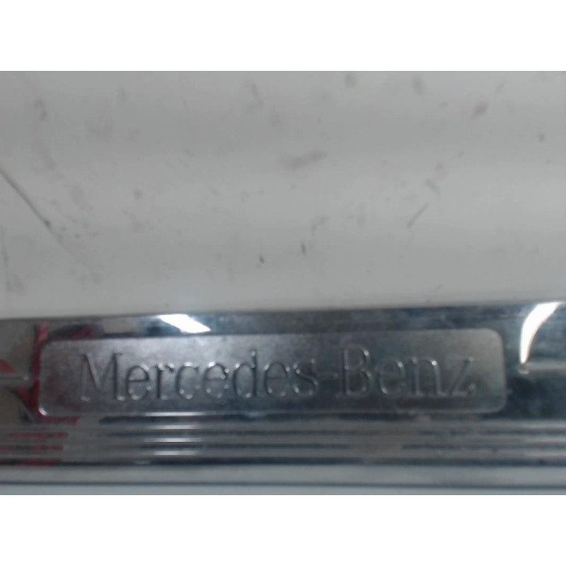 Baguette de porte avant droite MERCEDES CLASSE CLS 219 PHASE 1 d’occasion